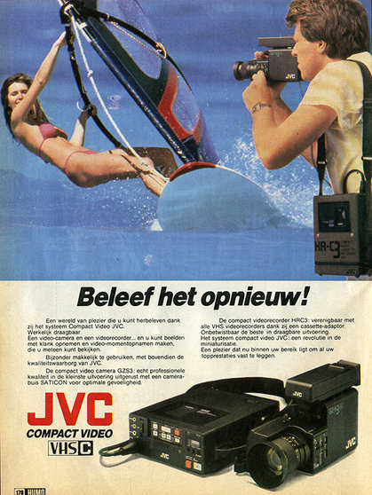 Reclame-voor-compact-videocamera-JVC