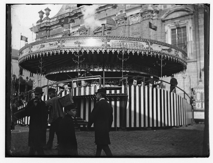 Montagne-Russe-op-de-Halfvastenfoor-Gent-Collectie-Huis-van-Alijn-2004-247-121