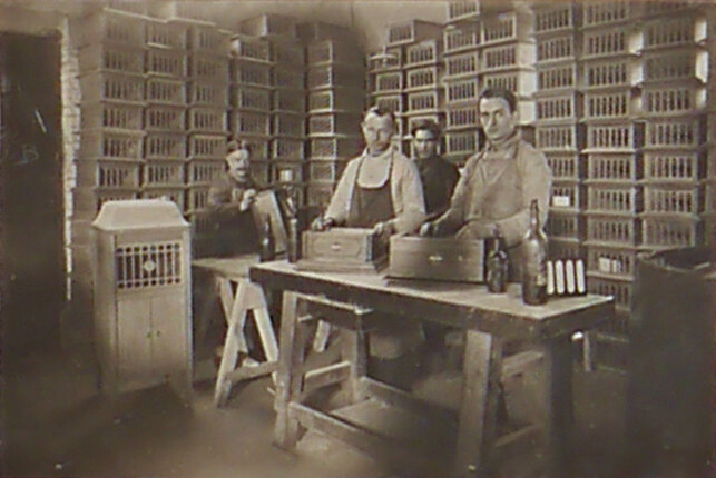 AF01896_014